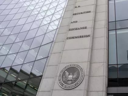 Independent benchmarking for SEC disclosure strategy